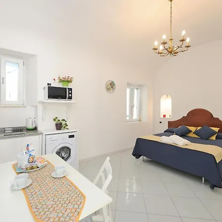 Casa Ciprea דירה *